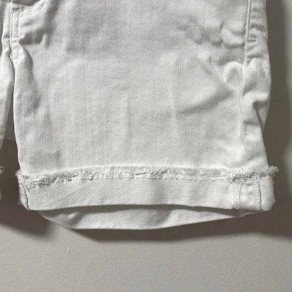 CITIZENS OF HUMANITY (26) White Denim Shorts Crisp Cotton Stretch Low Rise - Picture 2 of 12